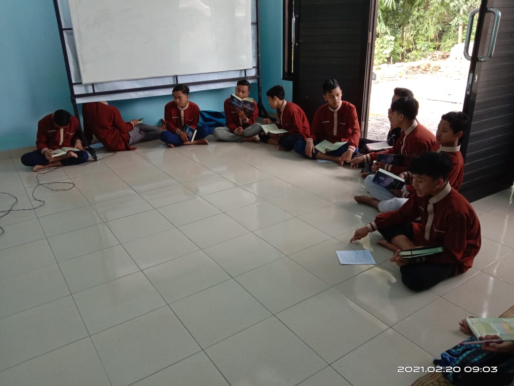 Kegiatan Pesantren Mu'allimin Klego